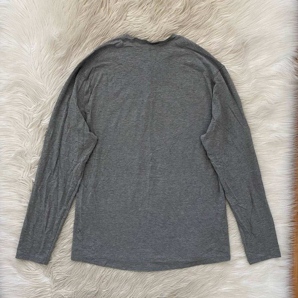 Lululemon 5 Year Basic Long Sleeve Henley Heather Gray Athleisure Shirt - Picture 7 of 10